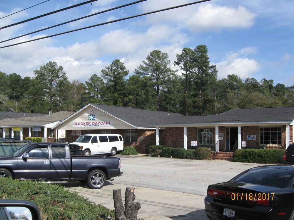 Woodside Square Complex: 3452 Peach Orchard Road, Augusta, GA 30906